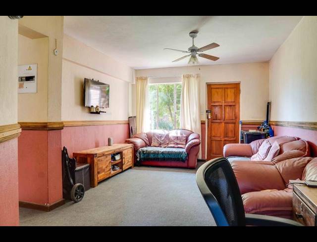 2 BEDROOM TOWNHOUSE FOR SALE IN ALLEN'S NEK